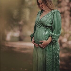 H&M Green Pleated Midi Dress